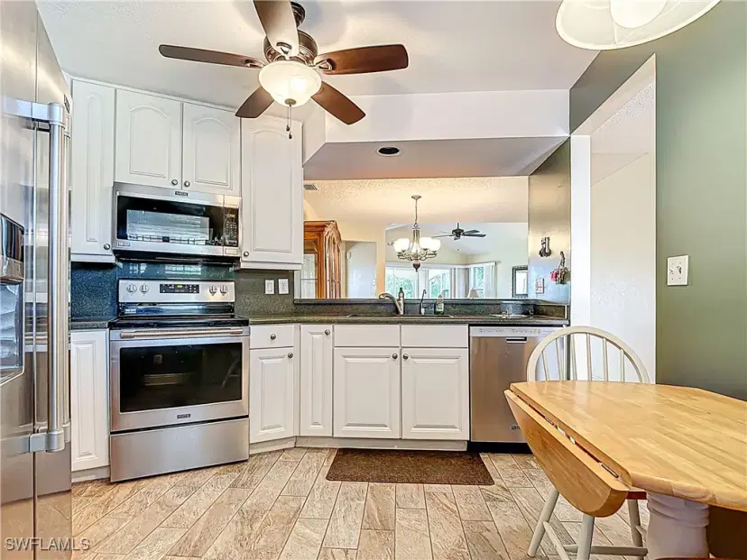 Picture of 1070 Woodshire Ln E310, Naples FL 34105