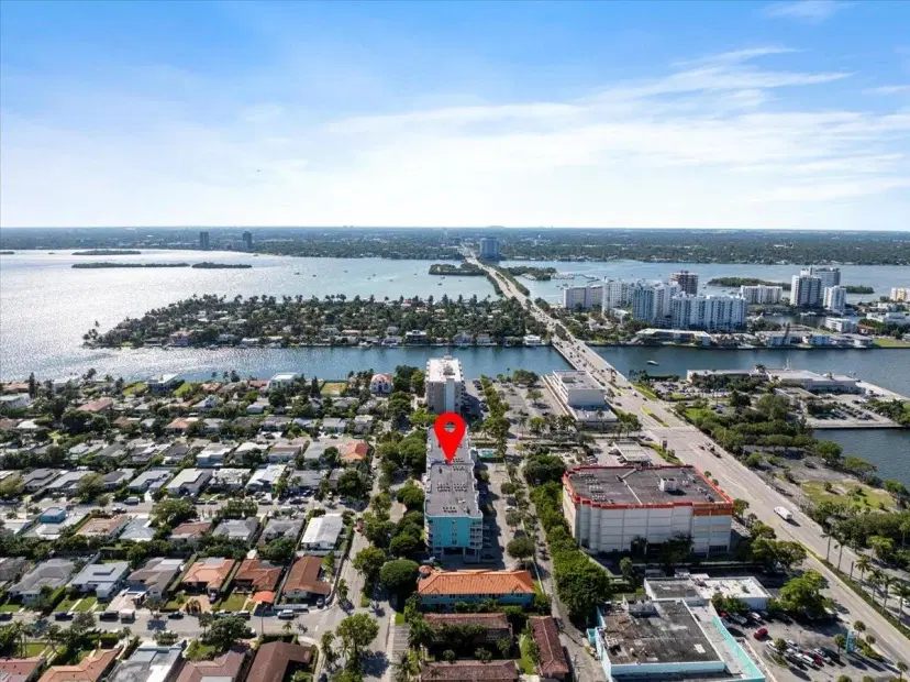 Picture of 1555 N Treasure Dr 406, North Bay Village FL 33141