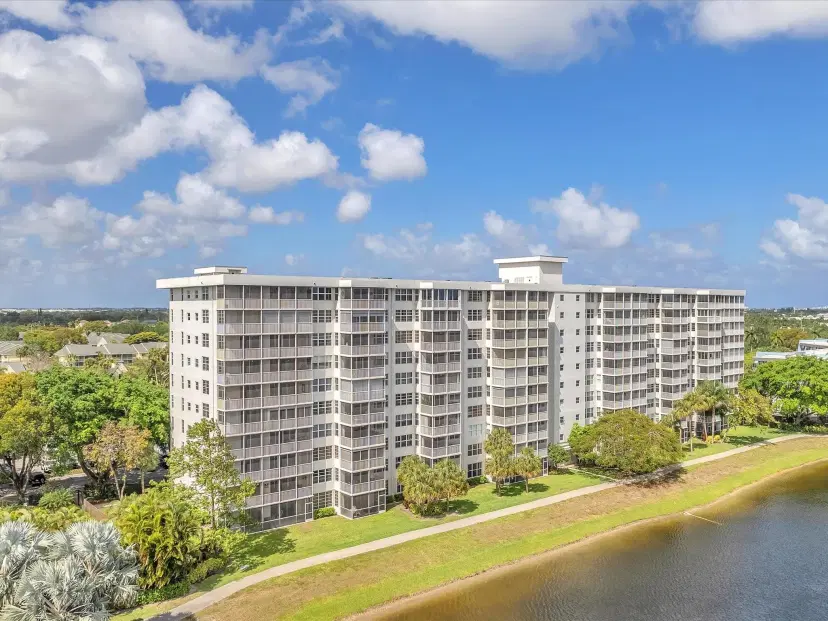 Picture of 2900 N Course Dr 509, Pompano Beach FL 33069