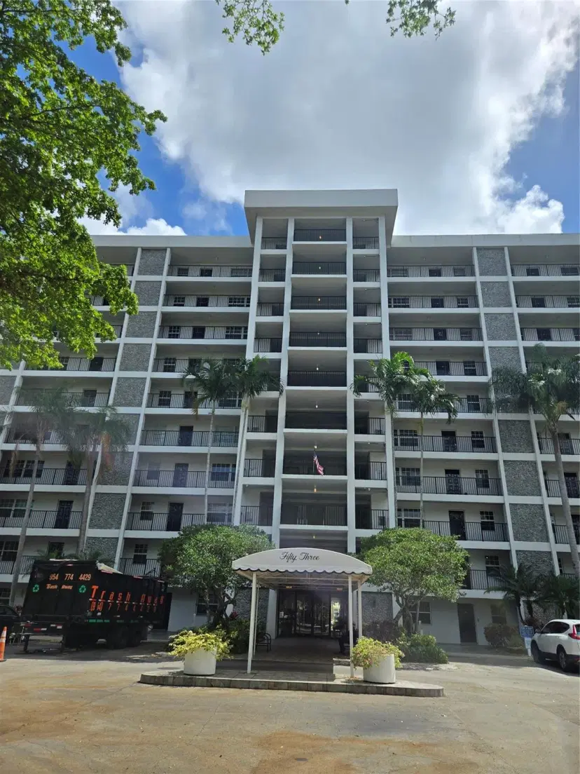 Picture of 2900 N Course Dr 509, Pompano Beach FL 33069