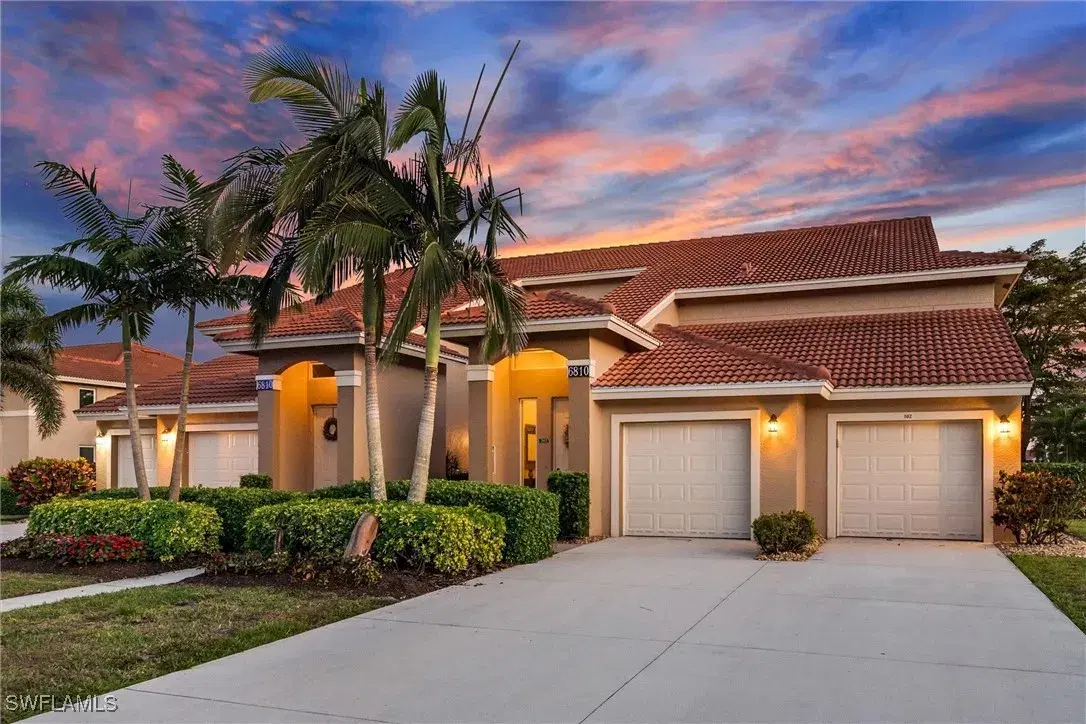 Picture of 6810 Huntington Lakes Cir 202, Naples, FL 34119