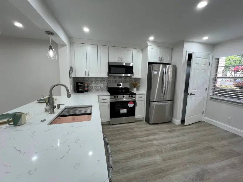 Picture of 25 Abbey Lane 103, Delray Beach FL 33446