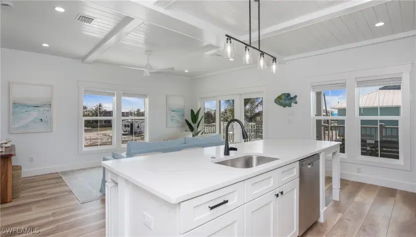 Picture of 289 Lazy Way, Fort Myers Beach FL 33931