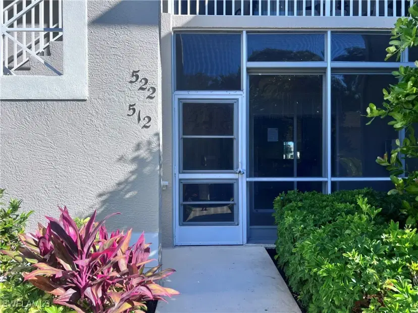 Picture of 8075 Queen Palm Ln 512, Fort Myers FL 33966