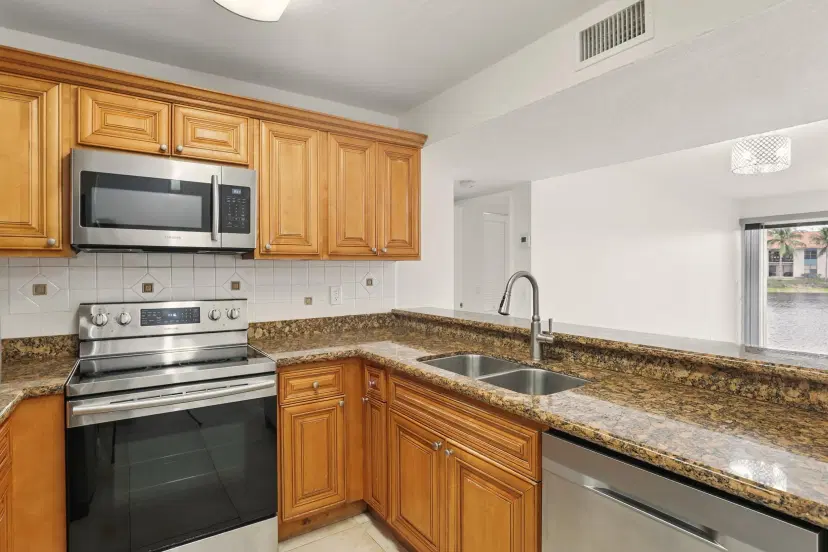 Picture of 1520 Windorah B Way B, West Palm Beach FL 33411