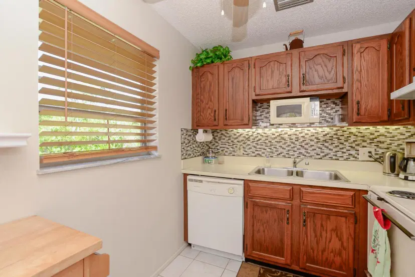 Picture of 27 Lake Vista Trail 203, Port St Lucie FL 34952