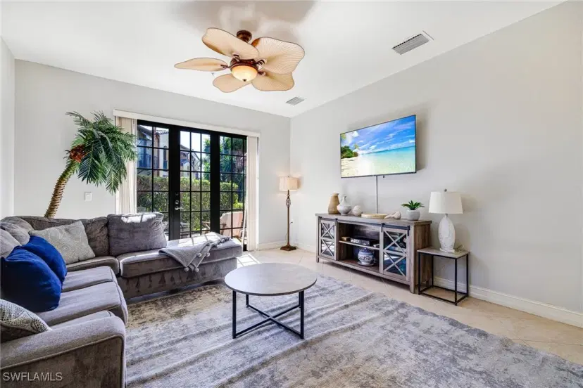 Picture of 9138 Chula Vista St 127, Naples FL 34113