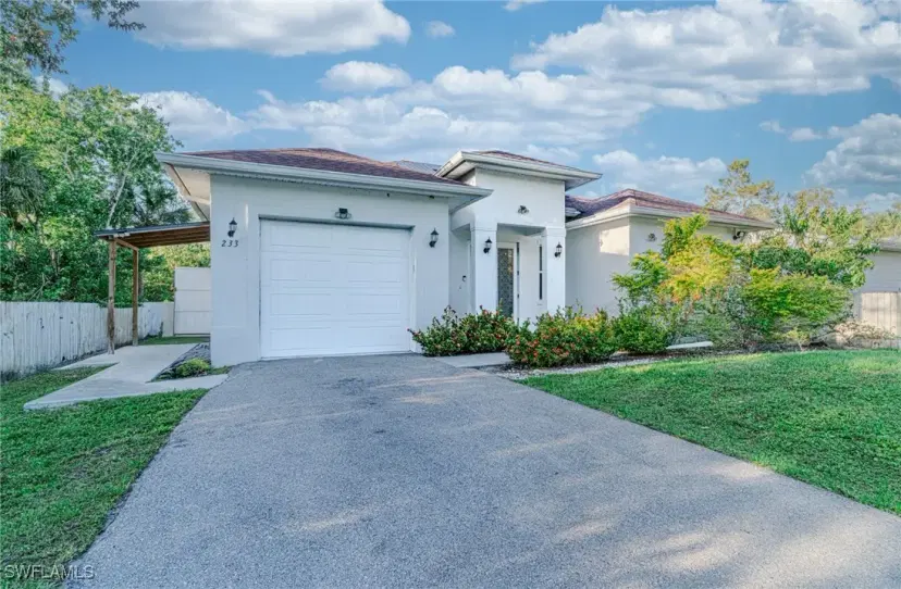 Picture of 233 39Th Ave Ne, Naples FL 34120
