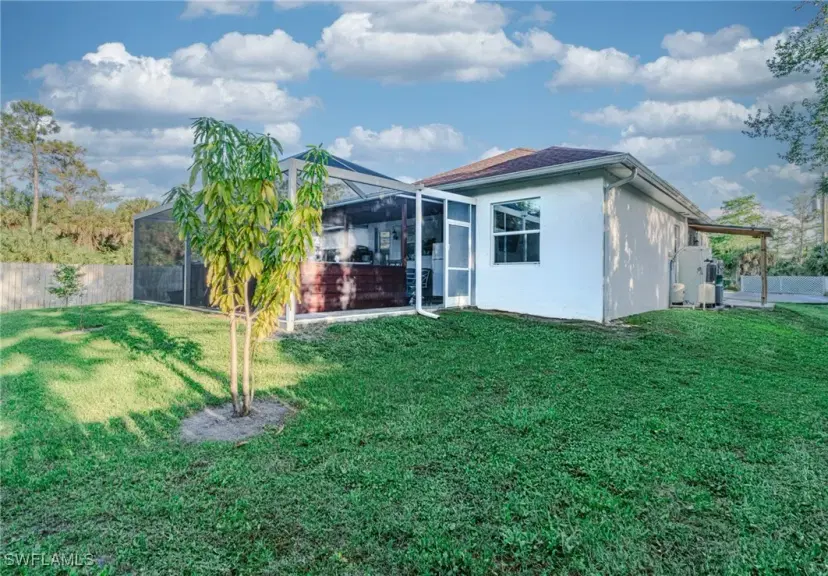 Picture of 233 39Th Ave Ne, Naples FL 34120