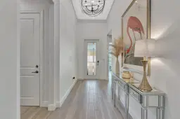 Picture of 8740 E Baypoint Cir, Parkland, FL 33076