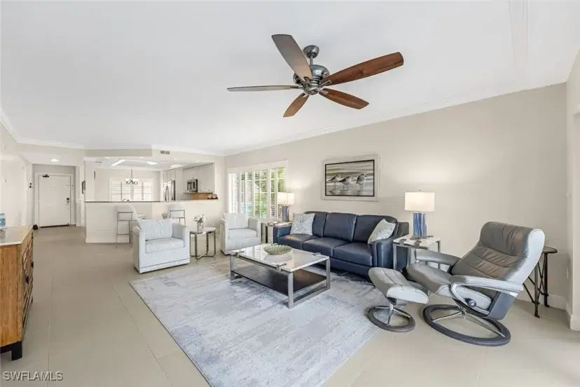 Picture of 13105 Vanderbilt Dr 306, Naples FL 34110