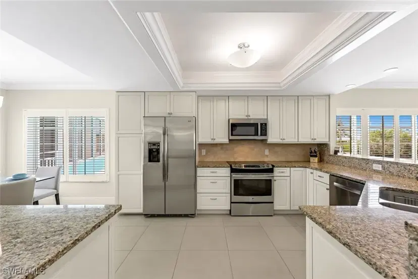 Picture of 13105 Vanderbilt Dr 306, Naples FL 34110