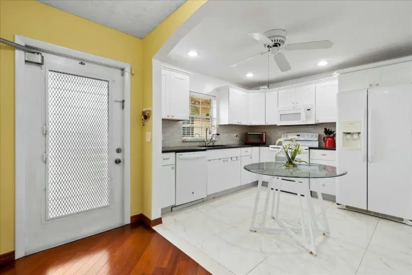 Picture of 603 Laconia Circle, Lake Worth FL 33467