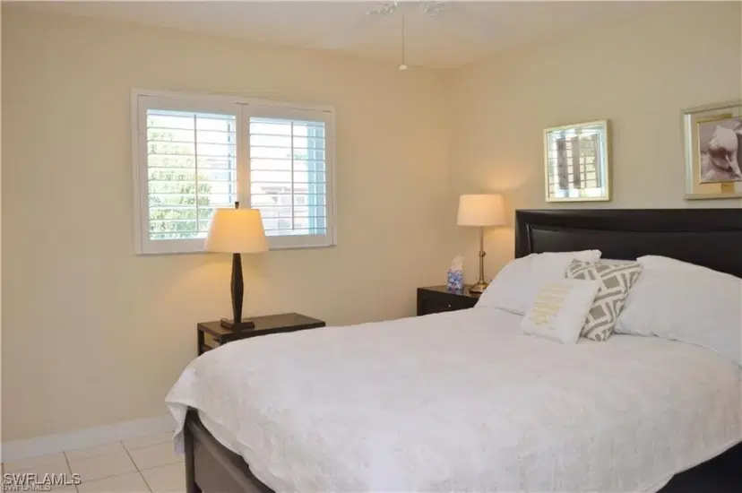 Picture of 975 9Th Ave S 18, Naples FL 34102