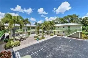 Picture of 975 9Th Ave S 18, Naples FL 34102