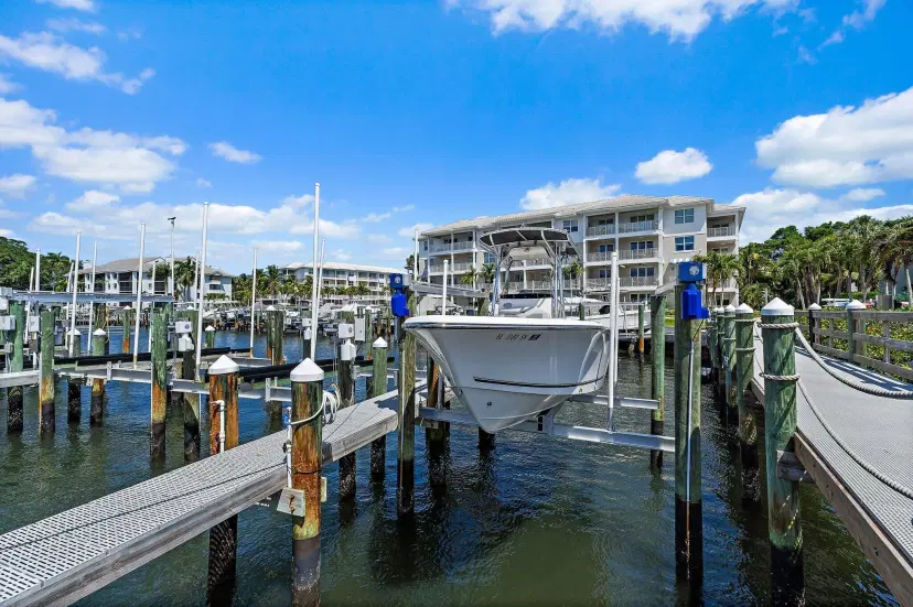 Picture of 411 Bay Colony Drive N & Slip # 32, Juno Beach FL 33408