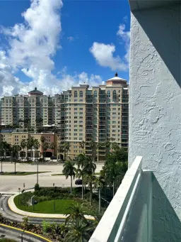 Picture of 2670 E Sunrise Blvd 1211, Fort Lauderdale, FL 33304