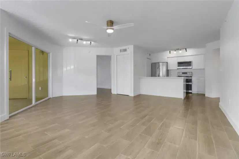 Picture of 8940 Colonnades Ct E # 721, Bonita Springs FL 34135