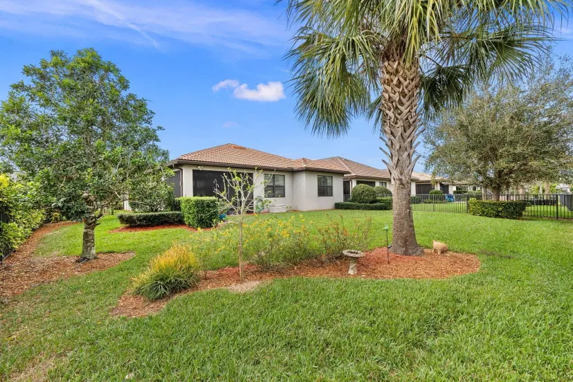 Picture of 581 SE Monet Drive, Port St Lucie FL 34984
