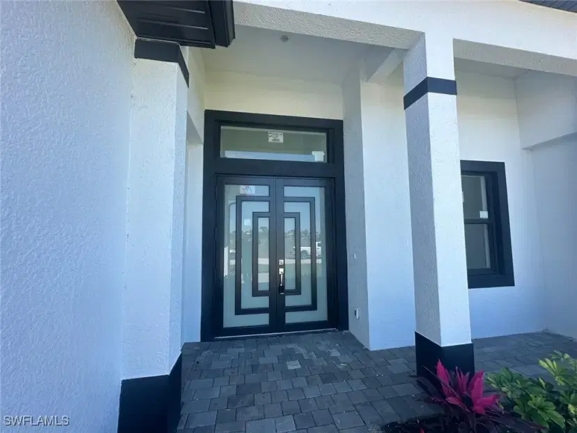 Picture of 402 Irving Ave, Lehigh Acres FL 33972