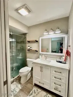 Picture of 5778 Beechwood Trl, Fort Myers, FL 33919