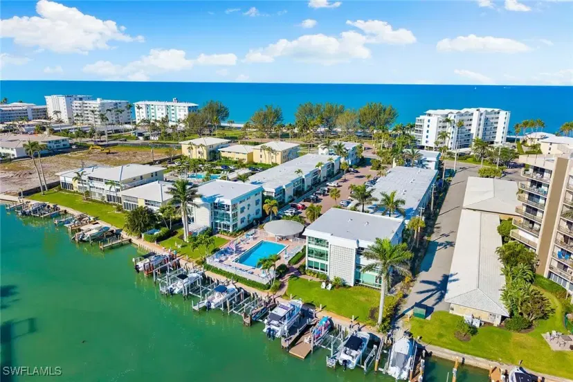 Picture of 2100 Gulf Shore Blvd N 107, Naples FL 34102