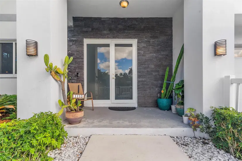 Picture of 1110 NE 14Th Ave, Fort Lauderdale FL 33304