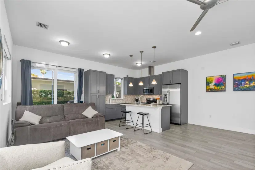 Picture of 1110 NE 14Th Ave, Fort Lauderdale FL 33304