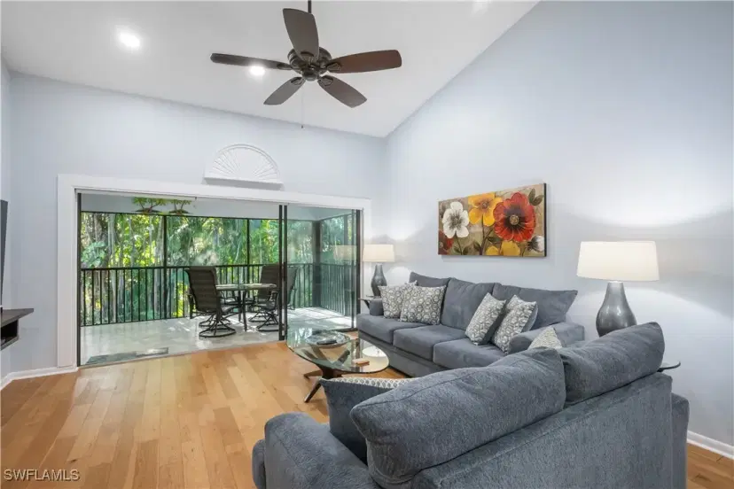Picture of 1814 Kings Lake Blvd 203, Naples FL 34112