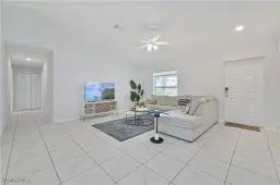 Picture of 642 NE 7Th Ave, Cape Coral, FL 33909