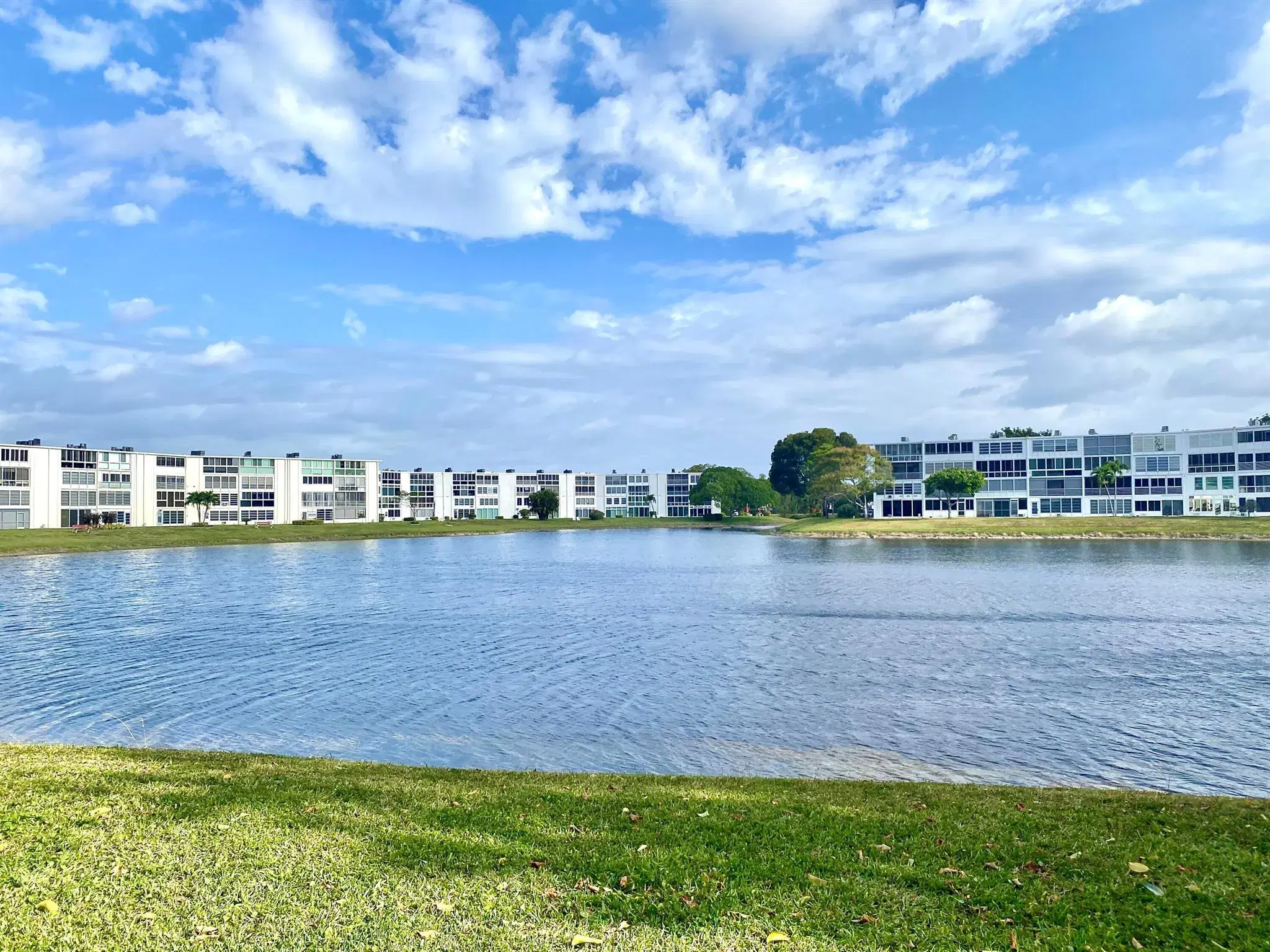Picture of 1065 Harwood E E, Deerfield Beach, FL 33442