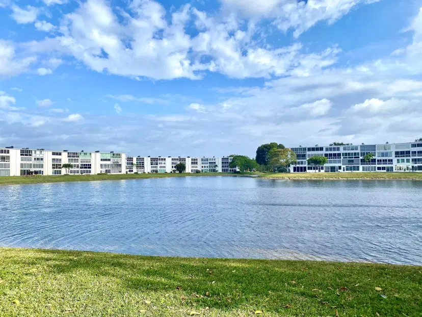 Picture of 1065 Harwood E E, Deerfield Beach FL 33442