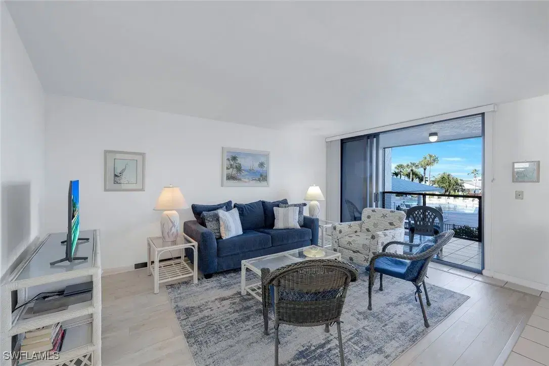 Picture of 1085 Bald Eagle Dr E207, Marco Island, FL 34145
