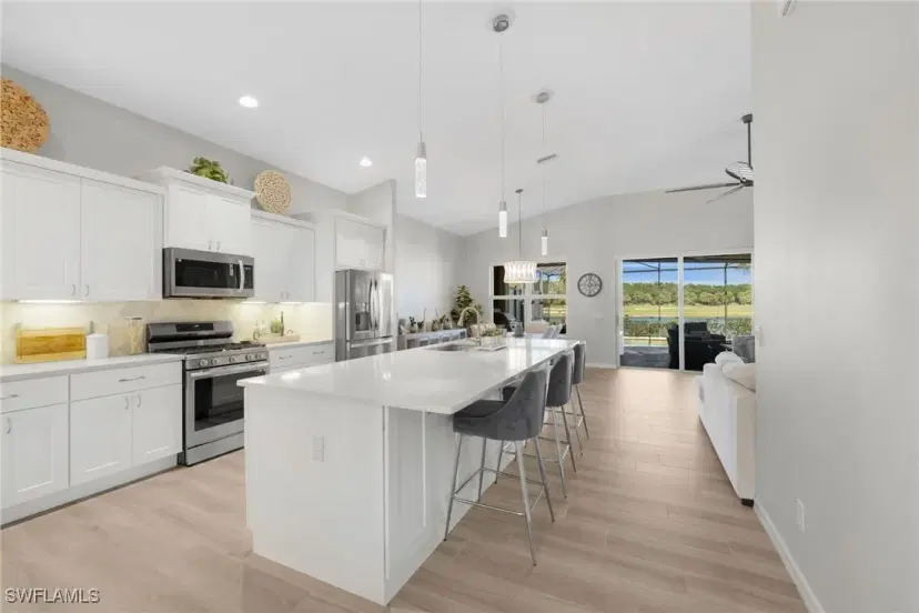 Picture of 10304 Porto Romano Dr, Miromar Lakes FL 33913