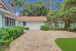 Picture of 4 Gatehouse Rd, Fort Lauderdale, FL 33308