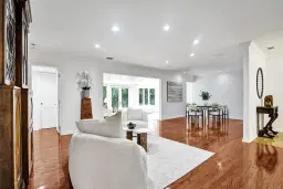 Picture of 4 Gatehouse Rd, Fort Lauderdale, FL 33308