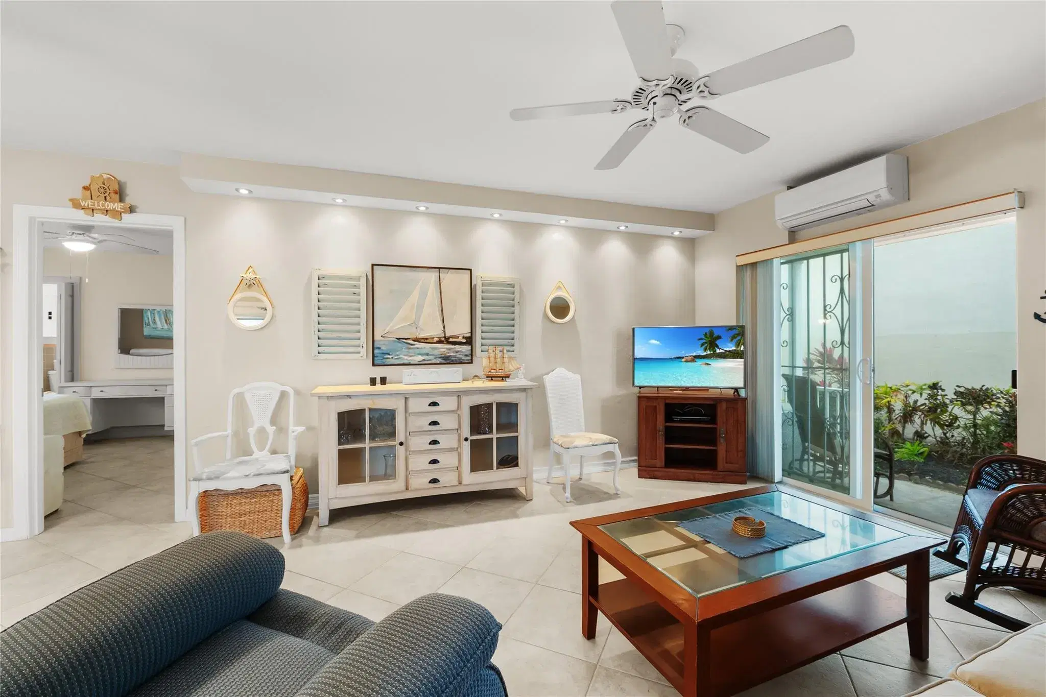 Picture of 223 S Federal Hwy 22, Dania Beach, FL 33004