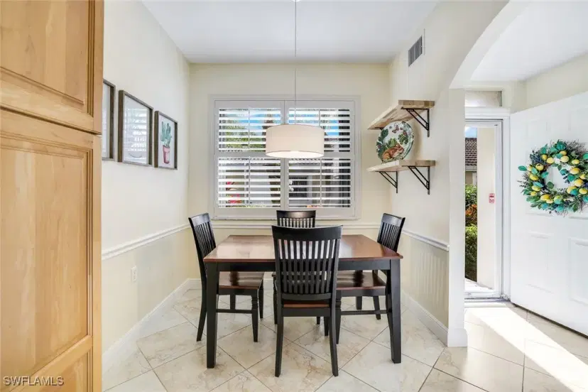 Picture of 2350 Hidden Lake CT 8511, Naples FL 34112