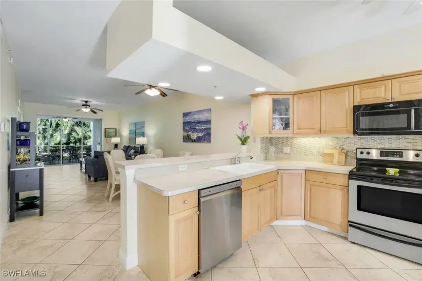 Picture of 2350 Hidden Lake CT 8511, Naples FL 34112