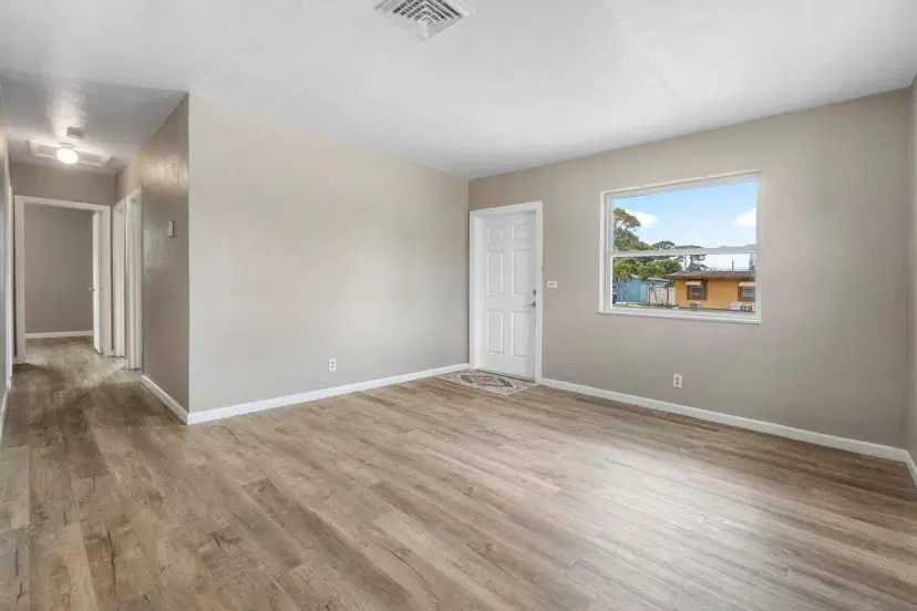 Picture of 58 Tortuga Road, Palm Springs FL 33461