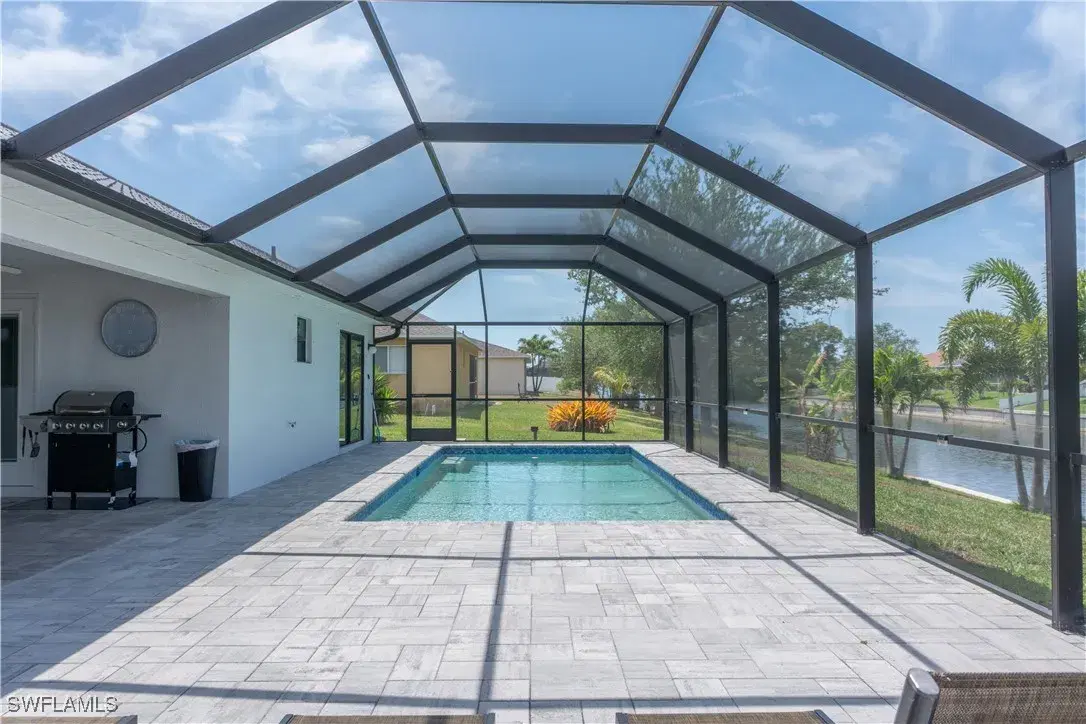 Picture of 3318 SW 8Th Pl, Cape Coral, FL 33914
