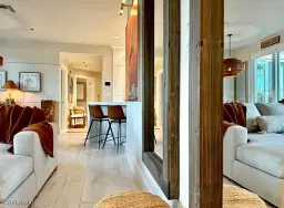 Picture of 365 5Th Ave S 307, Naples, FL 34102