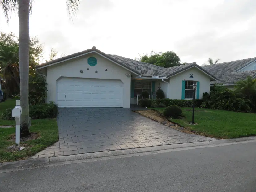 Picture of 5372 Pine Circle, Coral Springs FL 33067