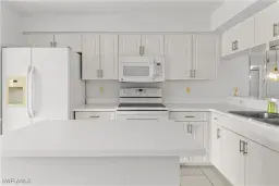 Picture of 28871 Bermuda Lago Ct 104, Bonita Springs, FL 34134