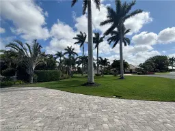 Picture of 28939 Winthrop Cir, Bonita Springs, FL 34134