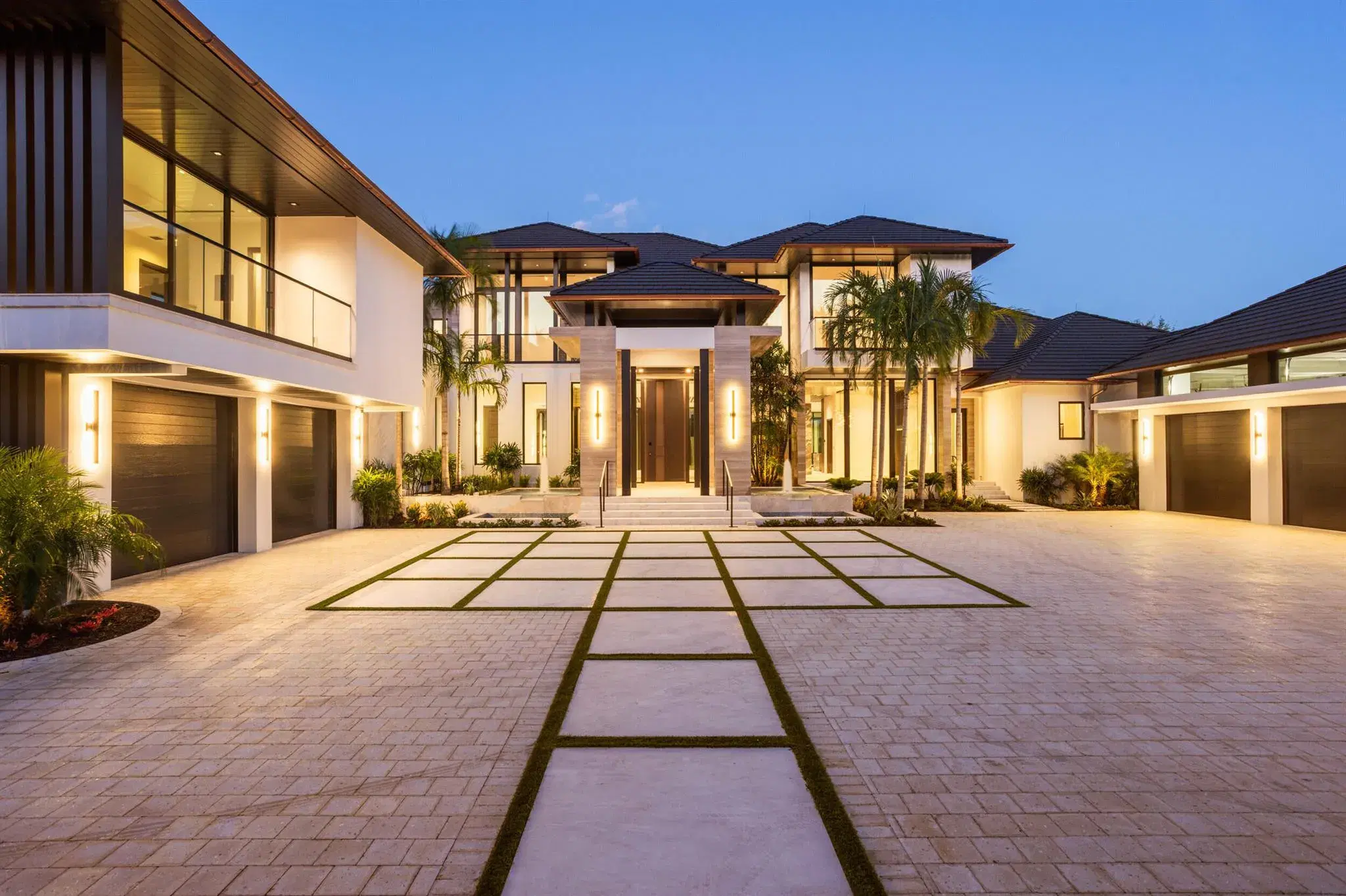 Picture of 228 Bears Club Drive, Jupiter, FL 33477