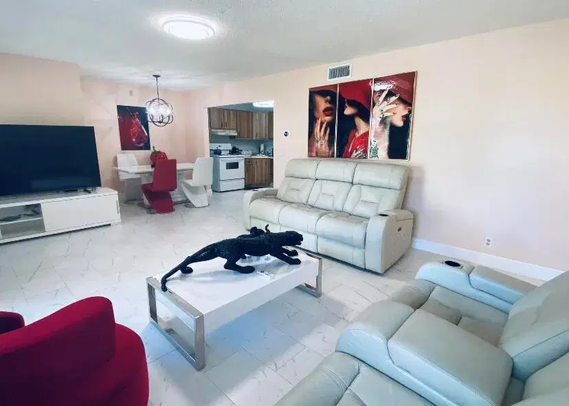 Picture of 334 Pine Ridge Circle D-2, Greenacres FL 33463