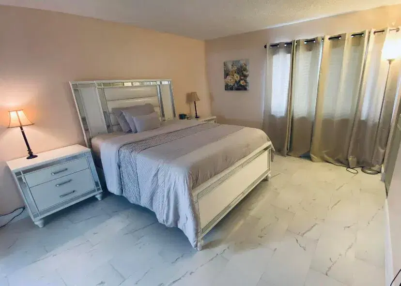 Picture of 334 Pine Ridge Circle D-2, Greenacres FL 33463