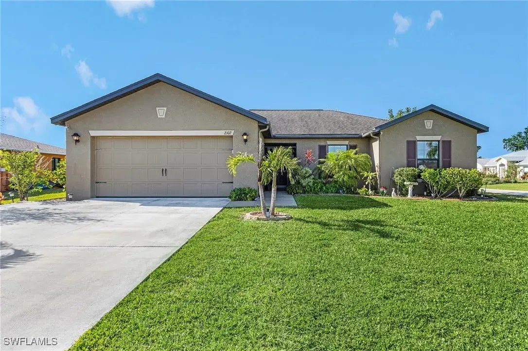 Picture of 2102 Bolado Pkwy, Cape Coral, FL 33990