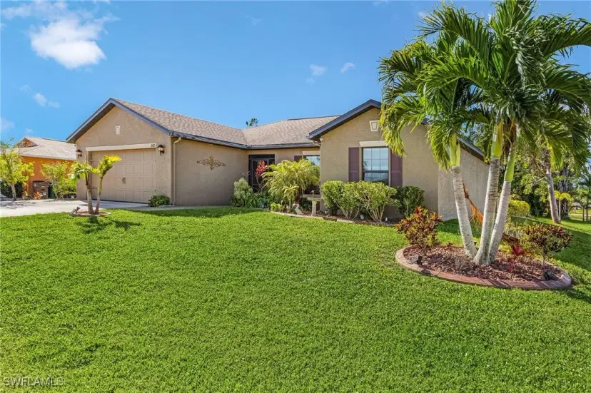 Picture of 2102 Bolado Pkwy, Cape Coral FL 33990